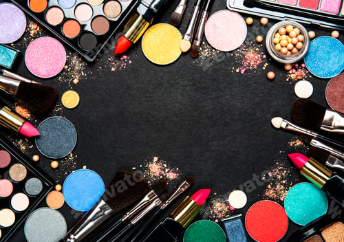 Preview: Set of decorative cosmetics