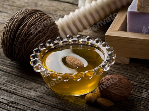 Preview: almond oil