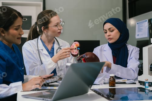 Visualização: Conceito de pesquisa e desenvolvimento de vacinas para testes médicos.