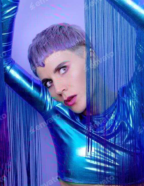 Preview: Futuristic Fashion Model with violet short hair. Trendy hair style