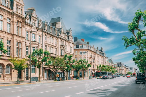 Preview: Luxembourg. High Authority of the European Coal and Steel Community. Traffic In street