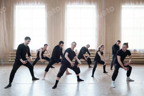 Preview: Contemporary Dance Performers
