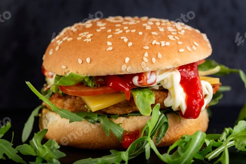 Preview: Cheeseburger