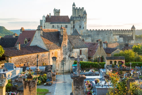 Preview: Beynac Chateau & graveyard, Beynac-et-Cazenac & Dordogne River, Beynac, Dordogne, France