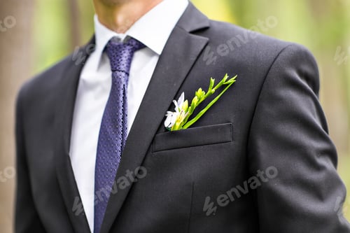 Preview: dressed man