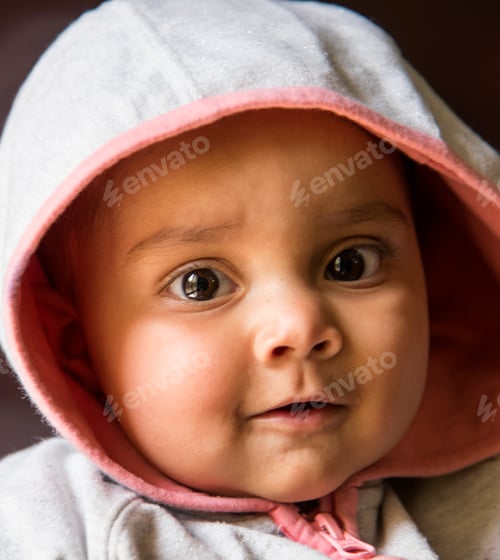 Preview: Portrait of a smiling baby.
