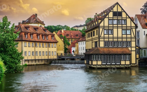 Preview: Historic old town of Bamberg at the river Regnitz