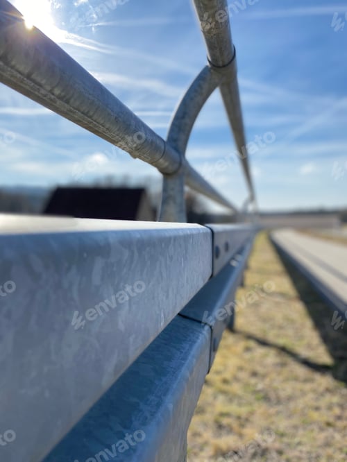 Preview: Vertical shot of a pipeline in Klein Venedig, Venezuela