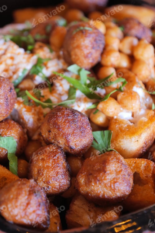Preview: closeup of Turkey Meatballs on a plate