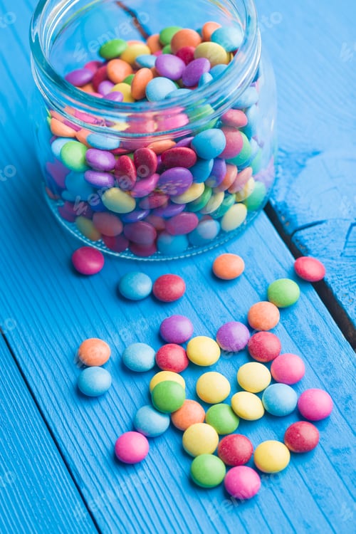 Preview: Colorful chocolate candies.