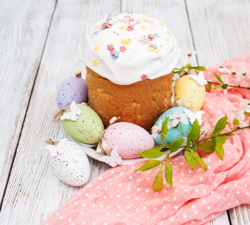 Preview: Easter bread and eggs