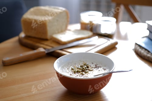 Preview: Healthy breakfast cereal with seeds and bran