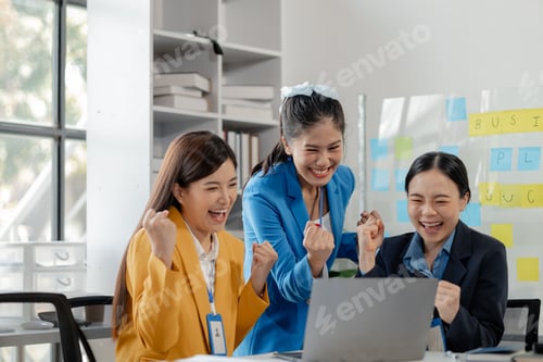 Preview: The sales department is having a monthly summary meeting to bring it to the department manager, they