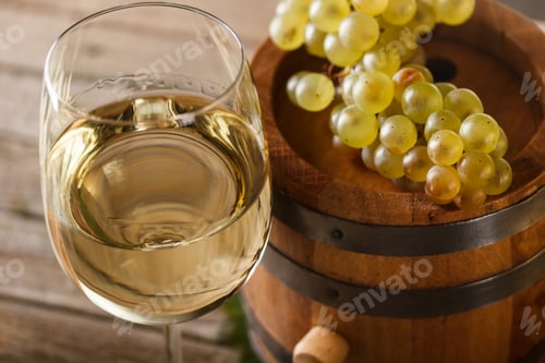 Preview: Wine glass