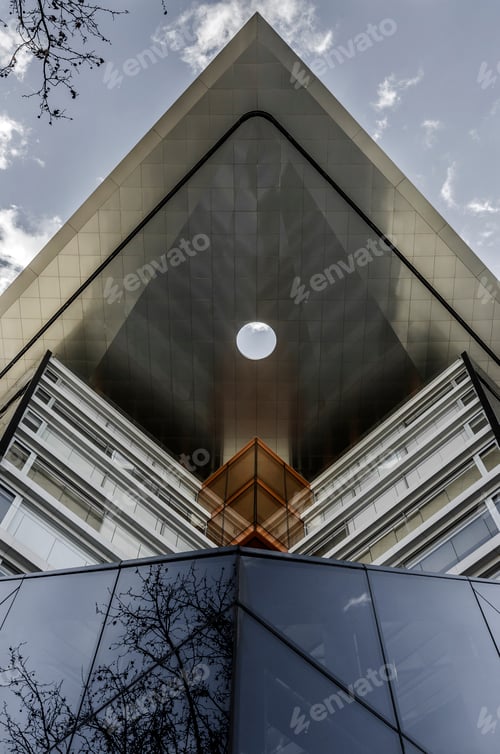 Preview: Mendez Alvaro Building, Madrid, Spain