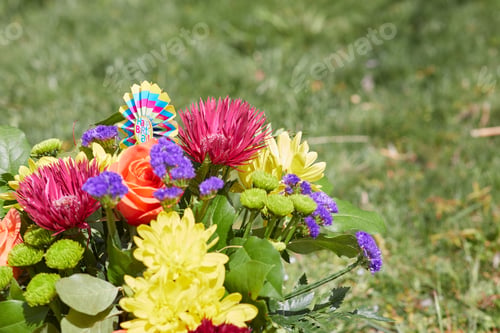 Preview: Close up photo a bunch of fresh flowers