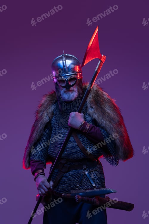 Preview: Elder violent knight with axe dressed in chain mail