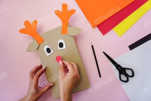 Preview: Making a Christmas Reindeer Gift Wrap Decoration