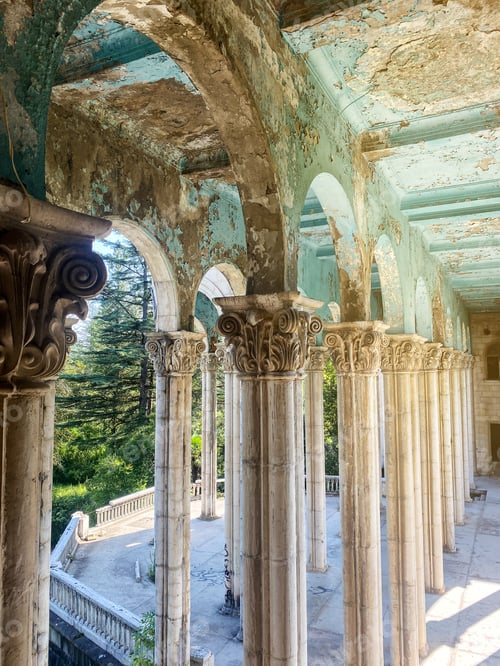 Preview: Abandoned building of the sanatorium in Tskaltubo. Former Stalinist balneological resort town