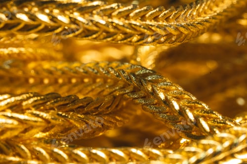 Preview: Indulge in Luxury, Exquisite Jewellery Collection Featuring Shiny Gold Precious Gems