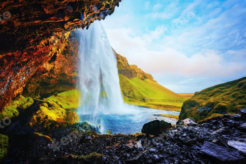 Preview: Sunrise on Seljalandfoss waterfall