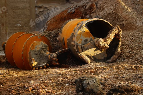 Preview: Drill heads of a drilling machine for concrete bored piles on a construction site