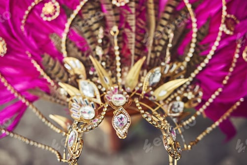 Preview: This headpiece will steal the show