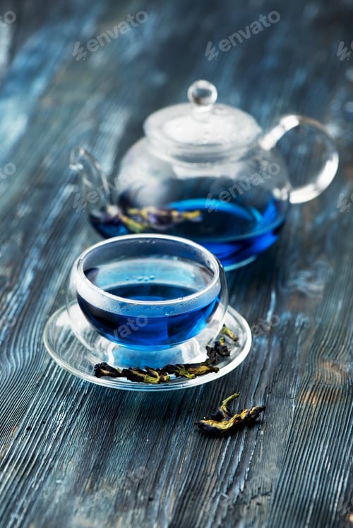 Preview: Organic blue tea Anchan in a teapot and a cup