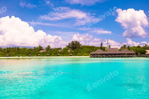 Preview: Beautiful white sand beach and Indian ocean