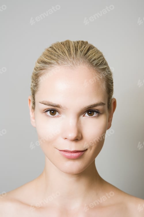 Preview: Beautiful young woman
