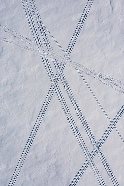 Preview: Vertical shot of the snowkiting tracks in Wayzata, Minnesota