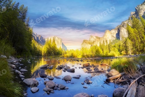 Preview: Yosemite Valley at sunset, USA.