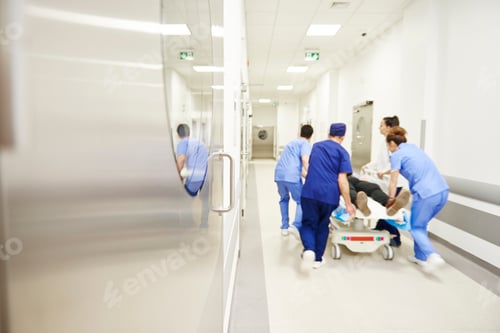 Preview: Team of doctors running in a hurry