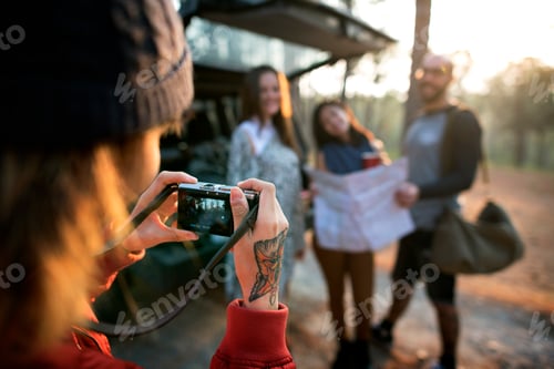 Preview: Friends Camping Photo Outdoors Forest Concept