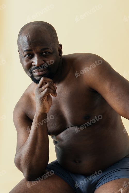 Preview: Man posing for a male edition body positive beauty se