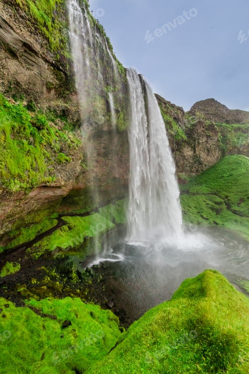Preview: Wonderful Seljalandfoss waterfall in Iceland in summer