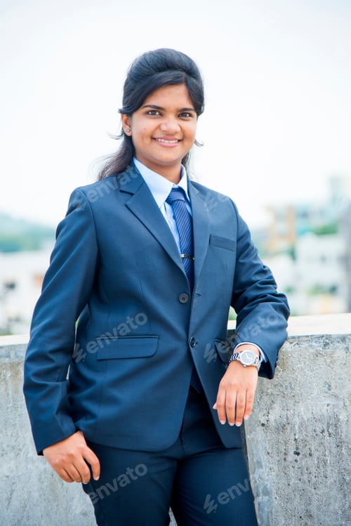 Preview: Cheerful Indian young business woman, attractive Indian businesswoman.