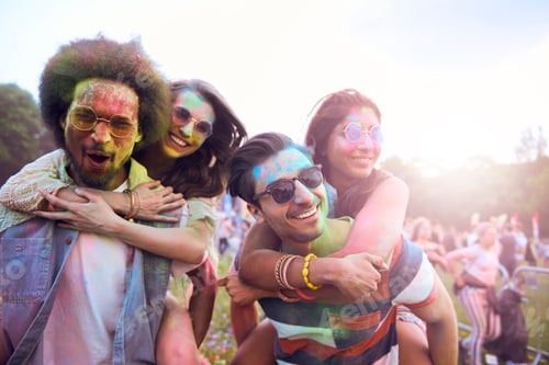 Preview: Portrait of group of friends at the festival