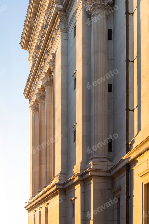 Preview: Vittorio Emanuele memorial. Corinthian columns. Rome city center. Italy