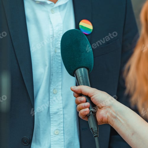 Preview: Media Interview at a Press Conference