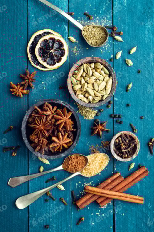 Preview: culinary background with various spices for Christmas mulled wine