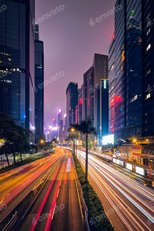 Preview: Street traffic in Hong Kong at night