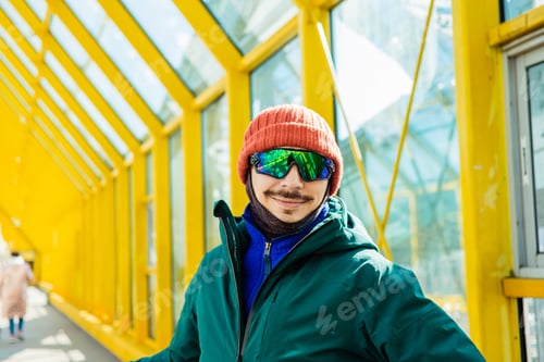Preview: Man portrait in winter clothes
