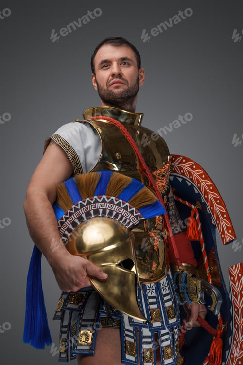 Preview: Antique greek commander with bronze armor and plumed helmet