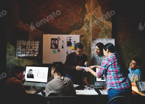 Preview: Working Job Career Casual Showing