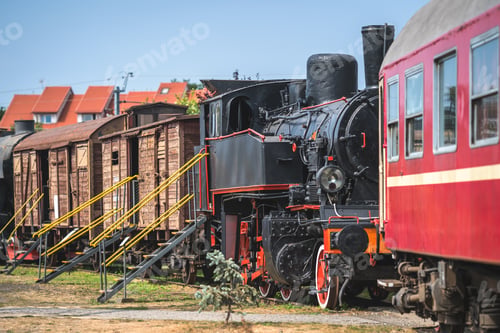 Preview: Old locomotives and carriages