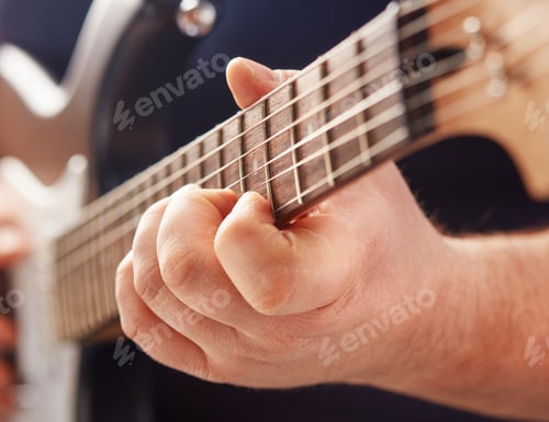 Preview: playing on electric guitar