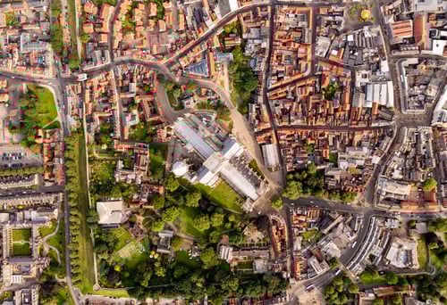 Preview: Aerial view directly above the city of York with York Minster and retail district