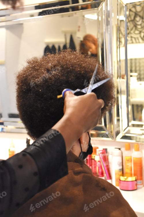 Preview: Getting afro hair cut