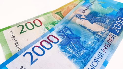 Preview: New Russian money, close-up
